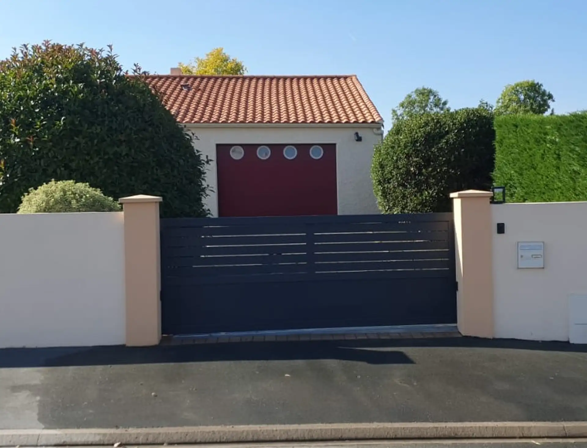 portail extérieur 1_compressed